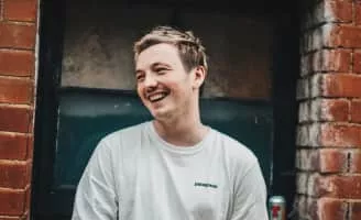 Lewis Watson - Singer-songwriter