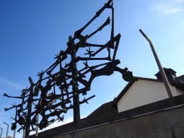 Nandor Glid - Sculptor