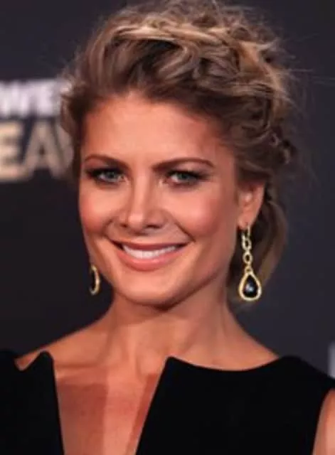 Natalie Bassingthwaighte - Australian musician