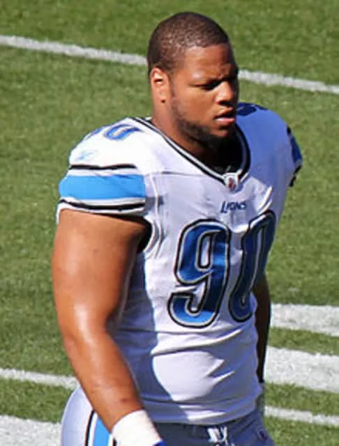 Ndamukong Suh - American football defensive tackle