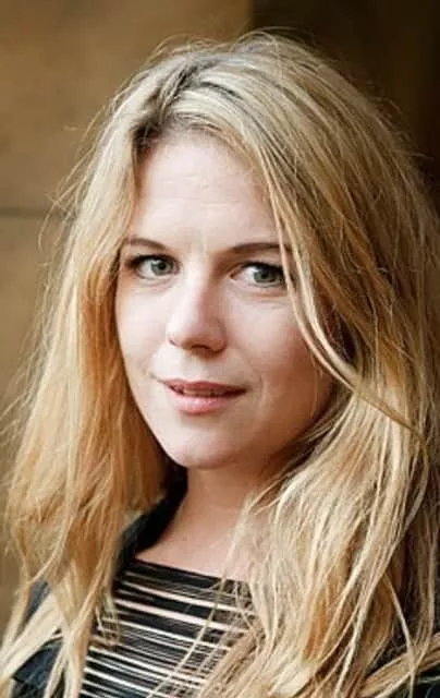 Olivia Llewellyn - Actress