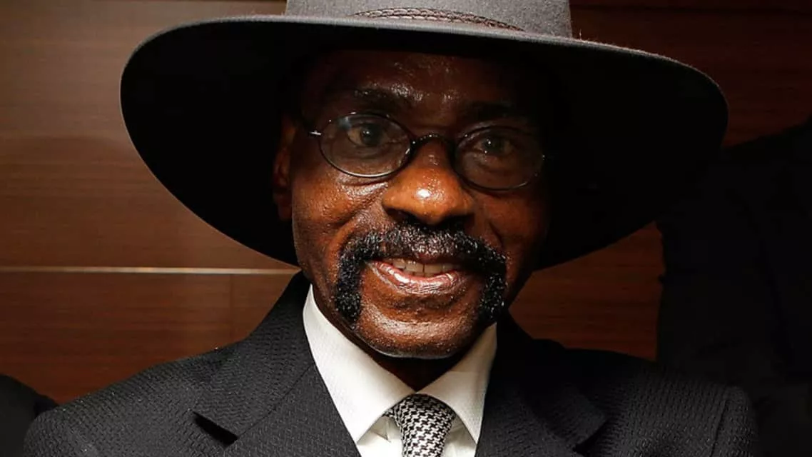 Rubin Carter - Former american football player