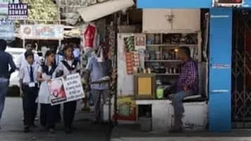 Salaam Bombay! - 1988 ‧ Drama/Crime ‧ 1h 54m