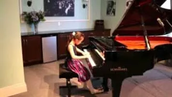 Sophia Wang - Actress