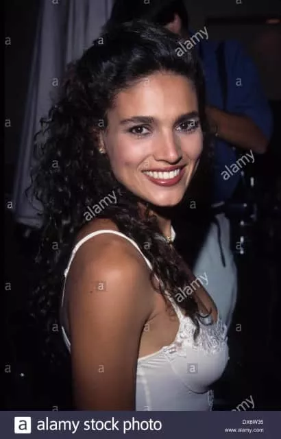 Wanda Acuna - Actress