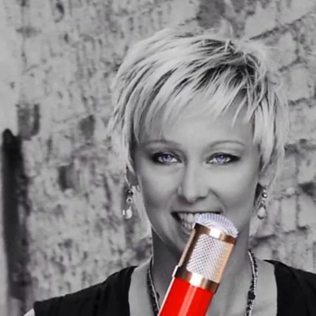 Yvonne Sanson - Film actress