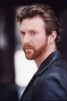 Aaron Hendry - Actor