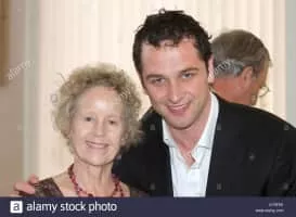 Aeronwy Thomas - Poet ‧ Dylan Thomas' daughter