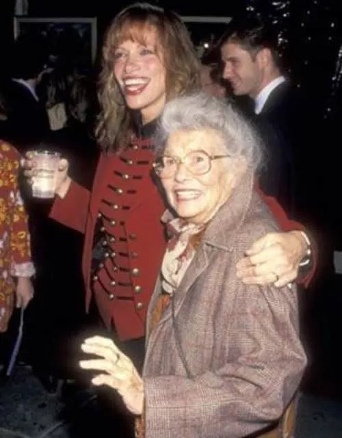 Andrea Heinemann Simon - American civil rights activist ‧ Carly Simon's mother
