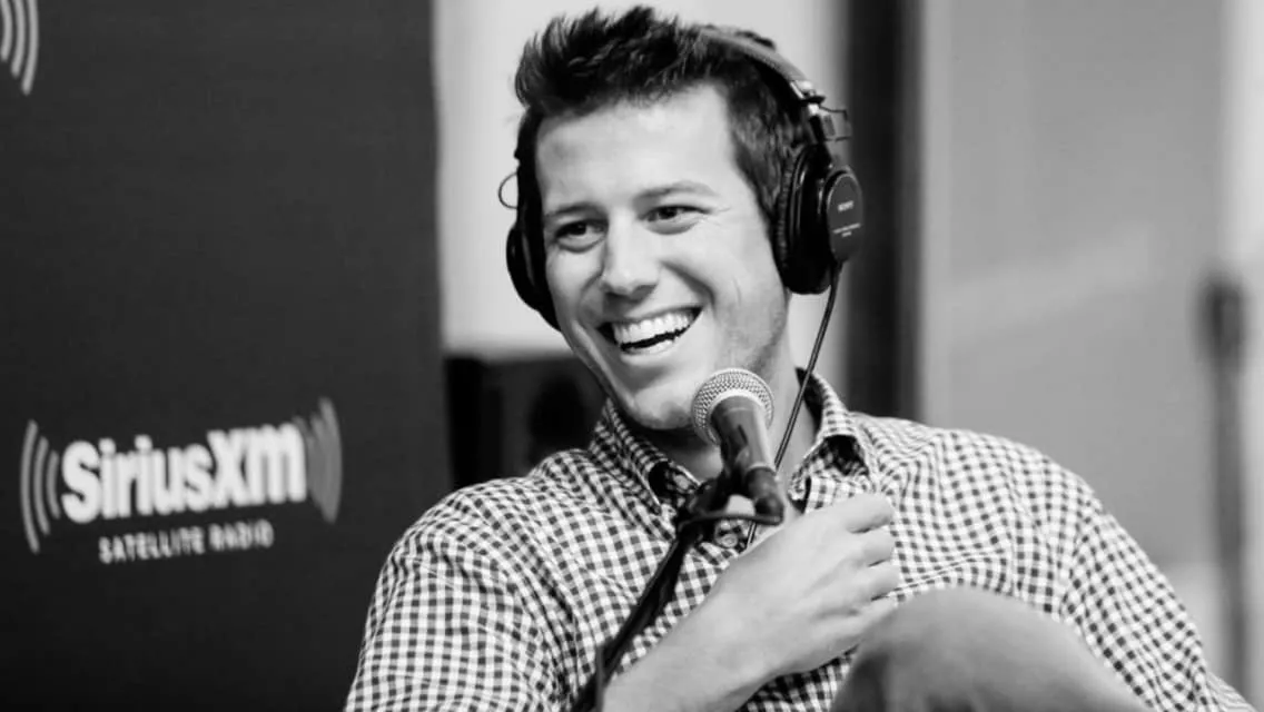 Ben Lyons - American reporter