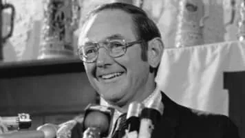 Bill Arnsparger - American football coach