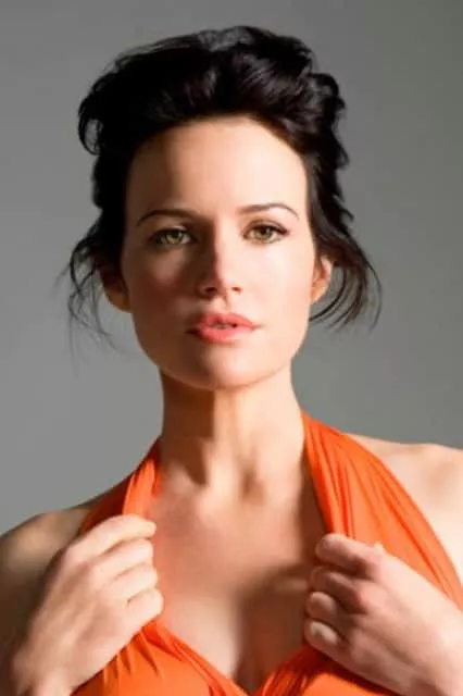Carla Gugino - American actress
