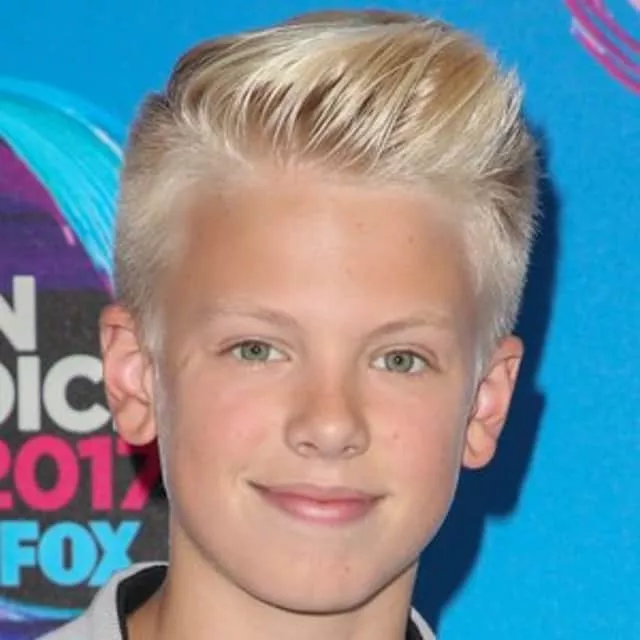 Carson Lueders - Singer