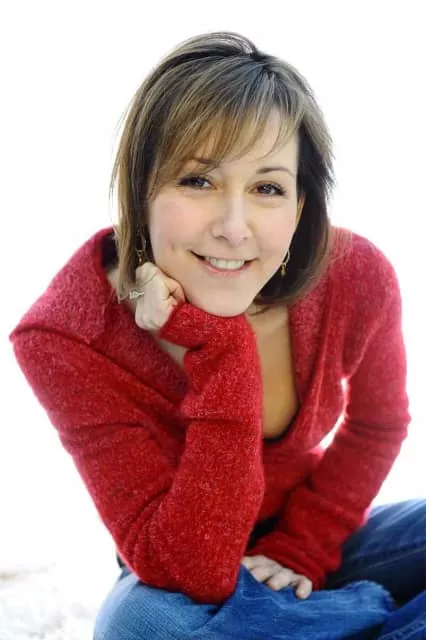Cynthia Stevenson - American actress