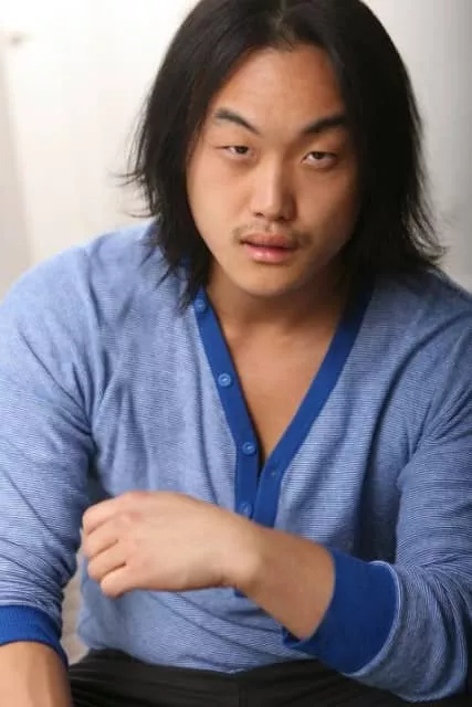 Doua Moua - American actor