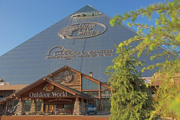 Ducks Unlimited Waterfowling Heritage Center - 