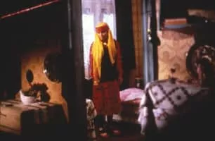 Forty Square Meters of Germany (40 qm Deutschland) - 1986 ‧ Drama ‧ 1h 20m