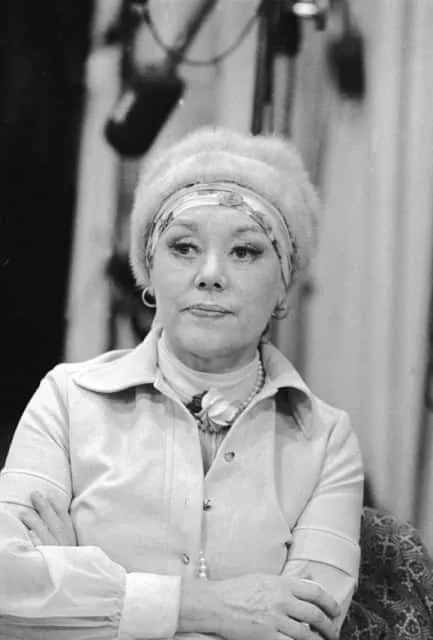 Glynis Johns - Television actress