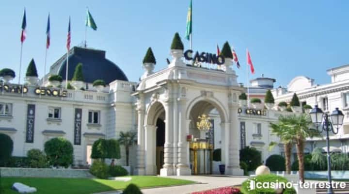 grand casino de lyon - pharaoh casino grand cercle aix-les-bains - 