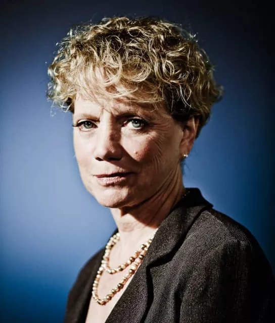 Gretchen Corbett - American actress