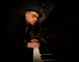 Ian Shaw - Singer