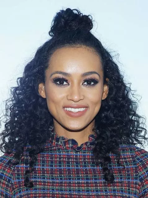 Kára McCullough - American model