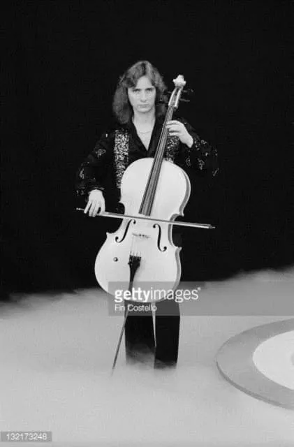 Melvyn Gale - Cellist