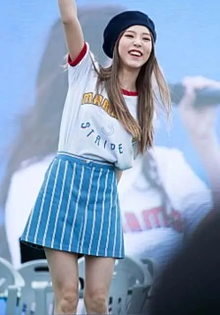 Moonbyul - South Korean rapper