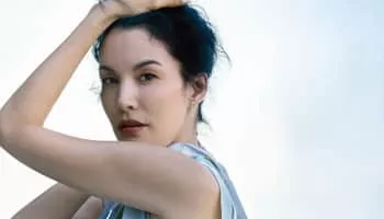 Nadya Hutagalung - Model