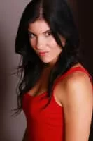 Nicole Cinaglia - Actress