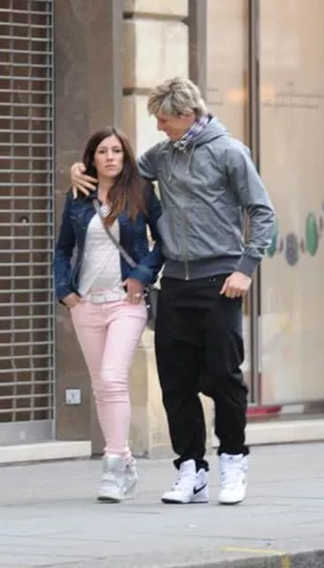 Olalla Domínguez Liste - Figure skater ‧ Fernando Torres' wife