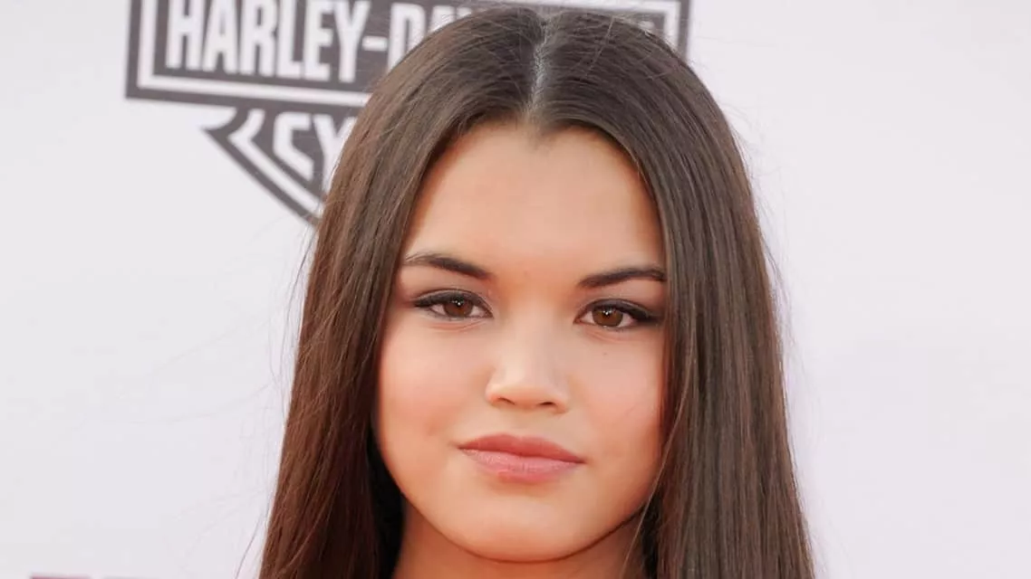 Paris Berelc - American actress