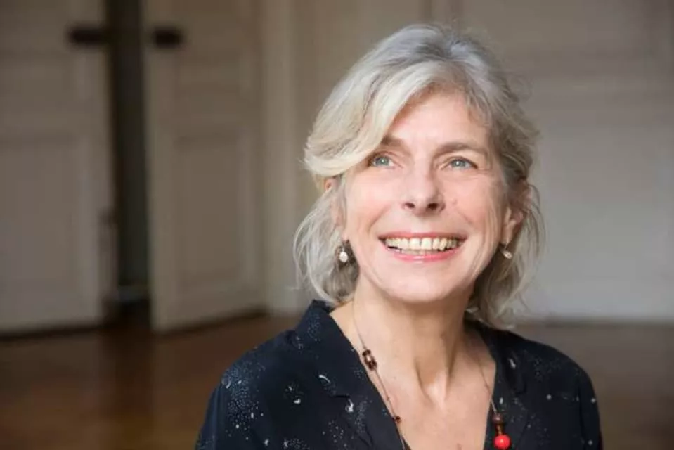 Буш-дю-рон франция. Жук (буш-дю-рон). Замок ла барбен франция. Буш дю. Буш дю.