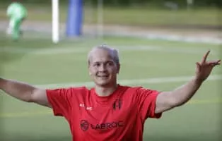 Pekka Welling - Football player