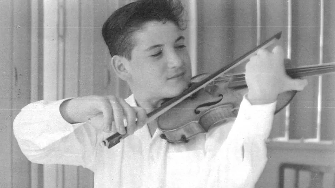 Pinchas Zukerman - Israeli Violinist