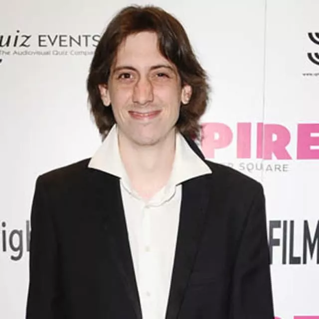 Rasmus Hardiker - Actor