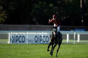 Roaring Lion - Singer