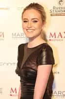 Simone Holtznagel - Australian fashion model