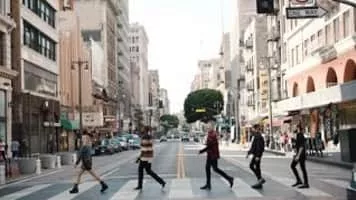 Sing - 2016 ‧ Drama/Music ‧ 1h 54m