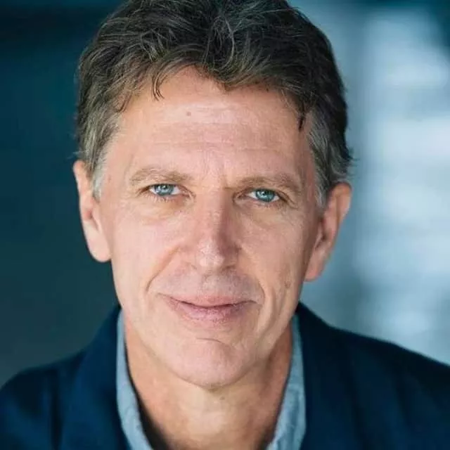 Tim Kring - American screenwriter