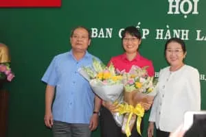 Tran Thi Dieu Thuy (Trần Thị Diệu Thúy) - Politician