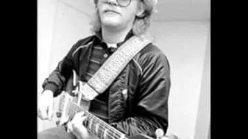Albert Järvinen - Finnish guitarist