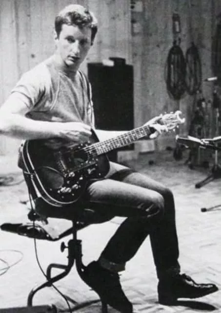 Billy Bragg - Singer-songwriter