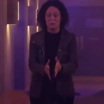 Captain Hollister Firestarter - 