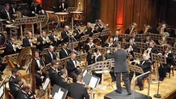 Das Musikkorps Der Bundeswehr (Musikkorps der Bundeswehr) - 