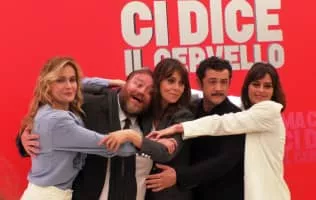 Don't stop me now (Ma cosa ci dice il cervello) - 2019 ‧ Comedy ‧ 1h 40m