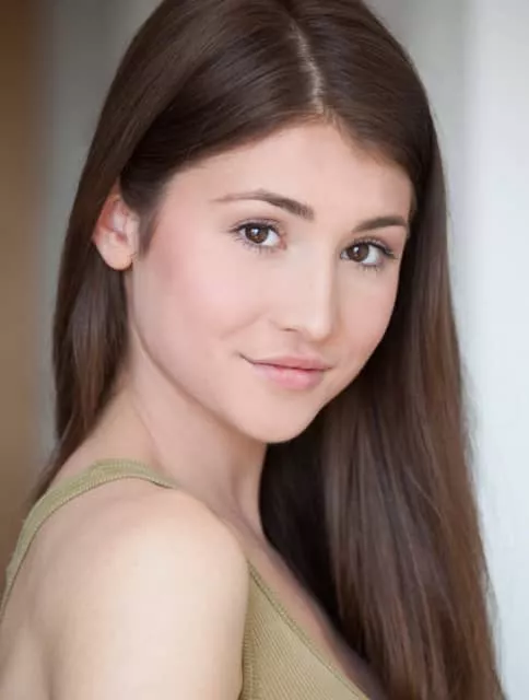 Hannah Vandenbygaart - Actress