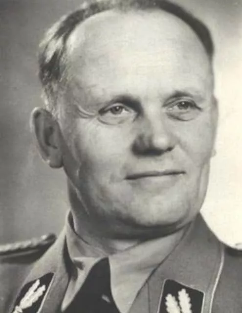 Hans Baur - Aircraft pilot