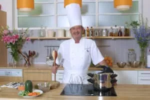 Karlos Arguiñano en tu cocina (Cocina abierta de Karlos Arguiñano) - 1992 ‧ 2 seasons