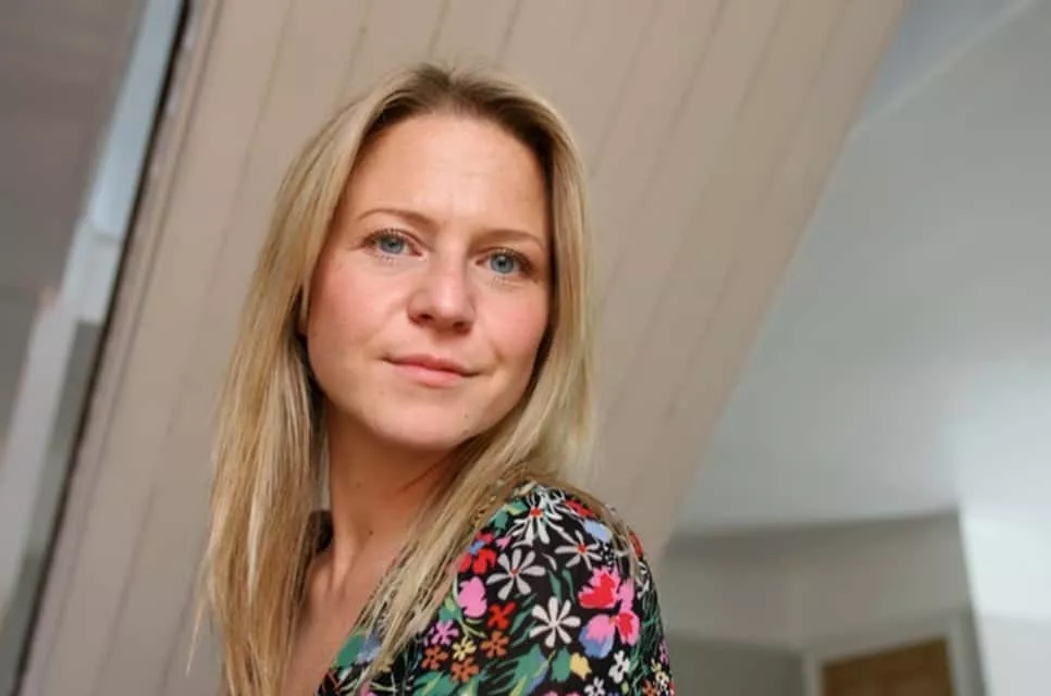 Kellie Bright - English actress